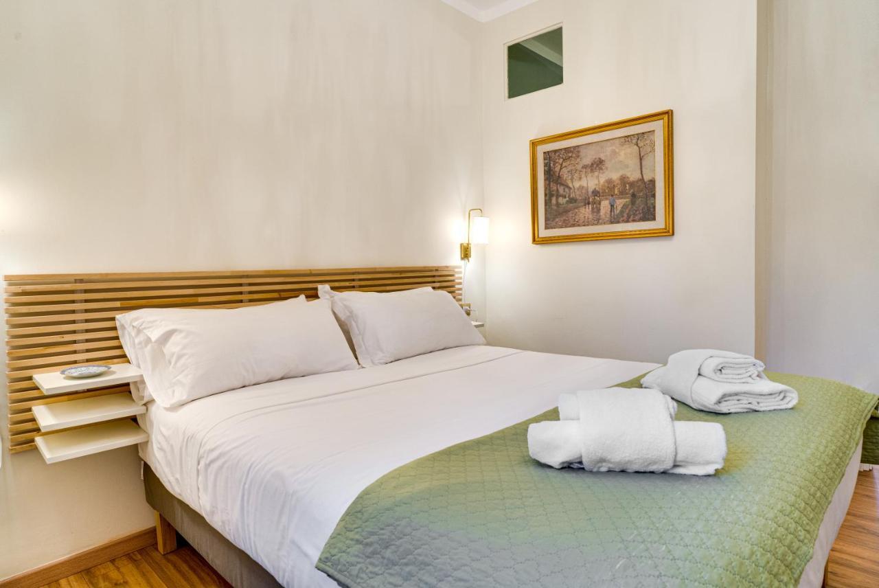 Navigli Floor 15 Mins From Duomo Milaan